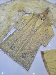 B 230 BEIGE