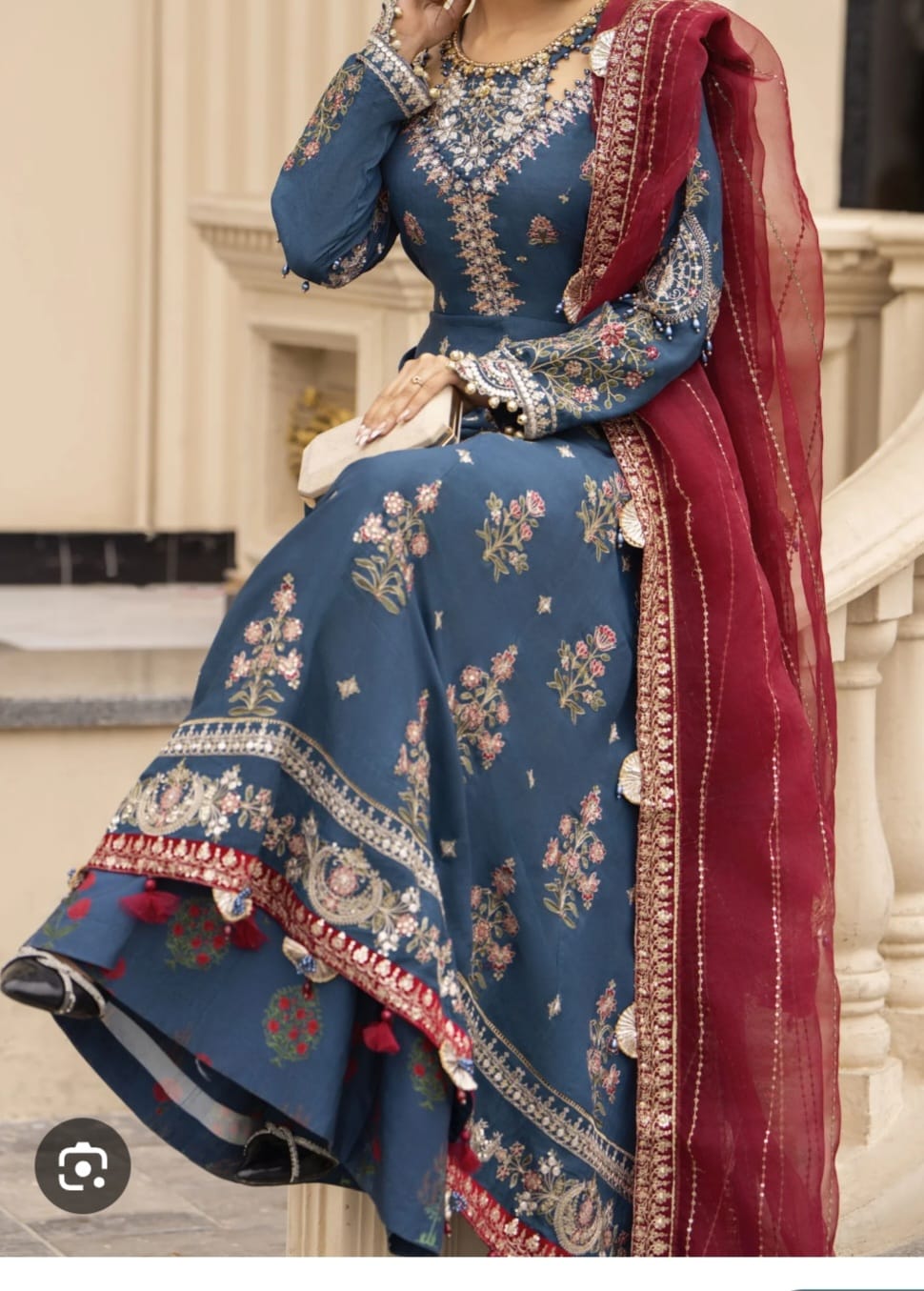 MB 092 GOWN BLUE