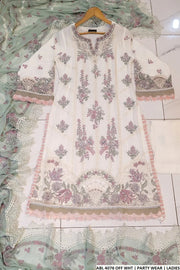 ZAIBI WHITE